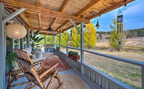 John Day Lakehouse With A Great Outdoor Space!